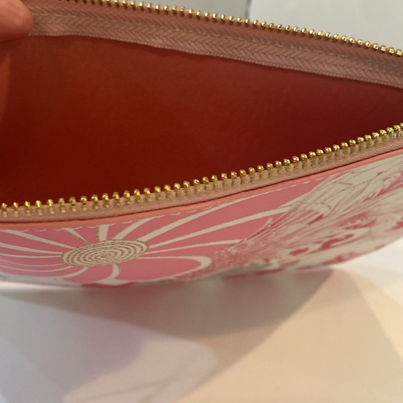 Chico’s Printed Zip Pouch w pink floral design & wristlet strap, LBBC Pouch NWT - Picture 8 of 12